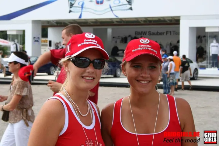 Historische Grid Girls beim Formel-1-Rennen in Hockenheim 2006