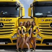 24H Nurburgring 2016 Gridgirls Bild 8