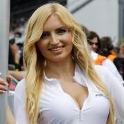 24H Nurburgring 2016 Gridgirls Bild 20